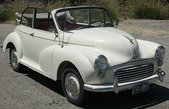 Olaf Engvig's Morris Minor named Beach Babe